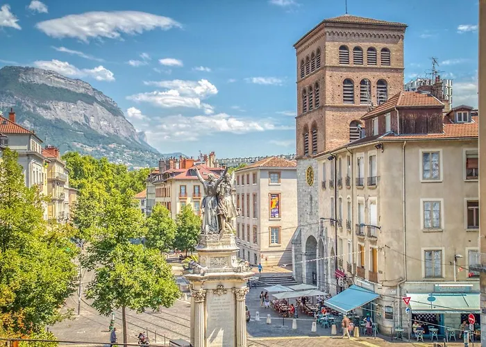 דירה Atypique - Hypercentre / Place Aux Herbes