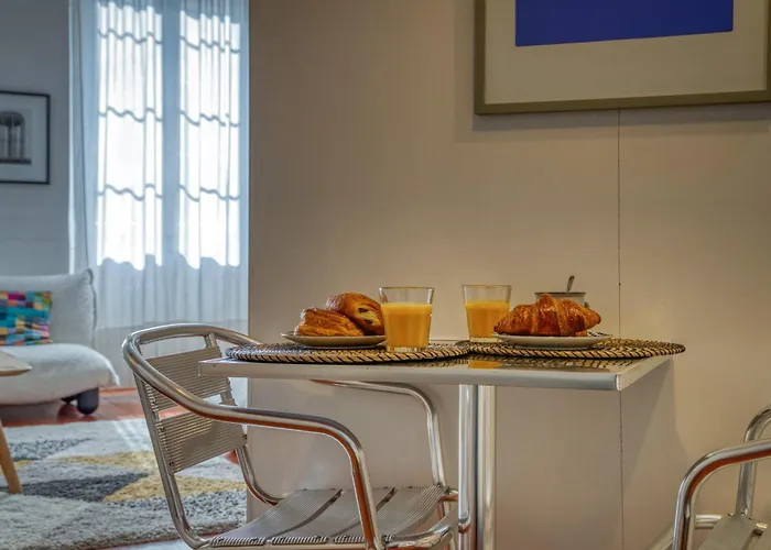 Atypique - Hypercentre / Place Aux Herbes * גרנובל