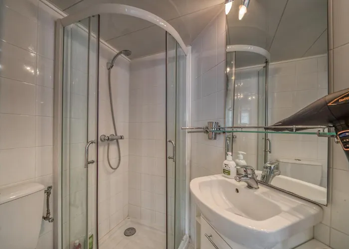 Atypique - Hypercentre / Place Aux Herbes * גרנובל