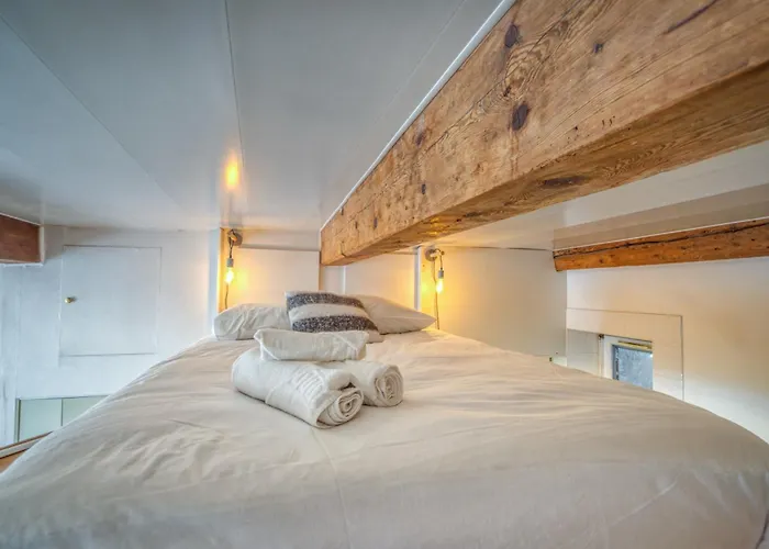 Atypique - Hypercentre / Place Aux Herbes