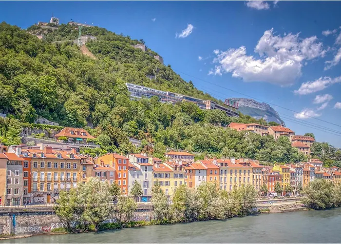 Atypique - Hypercentre / Place Aux Herbes Grenoble